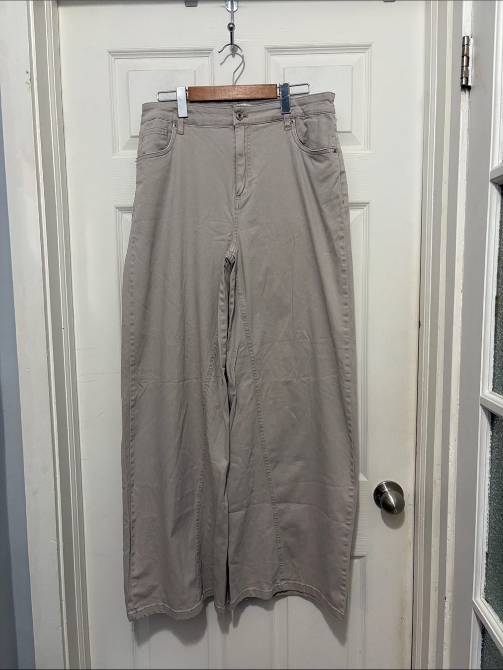 Super Wide Leg Tan Women’s Pants.